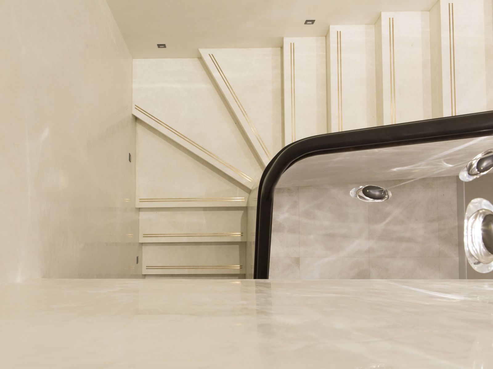 Andrea Vianello progettazione arredo in marmo e pietre 